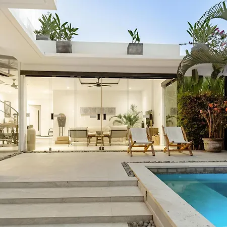 3 Bedroom Villa - Walk To Bingin Beach